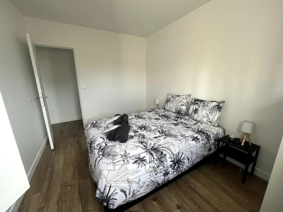 Hana Home Mantes-La-Jolie 6 Personnes Parking Public Gratuit Business&Family Kültér fotó